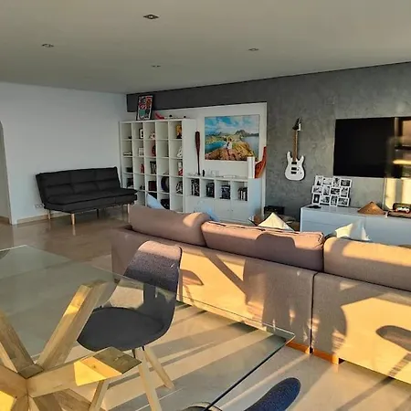 Primera Linea Playa Levante Piso 21 Vistas Infinitas Al Mar Y Montana 公寓