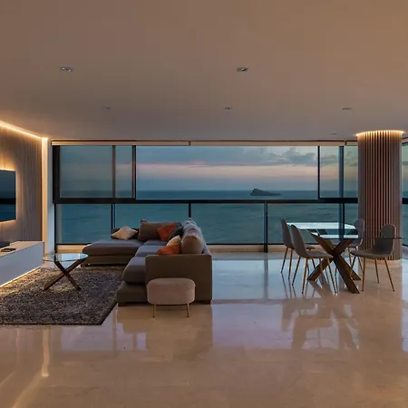 公寓 Primera Linea Playa Levante Piso 21 Vistas Infinitas Al Mar Y Montana *