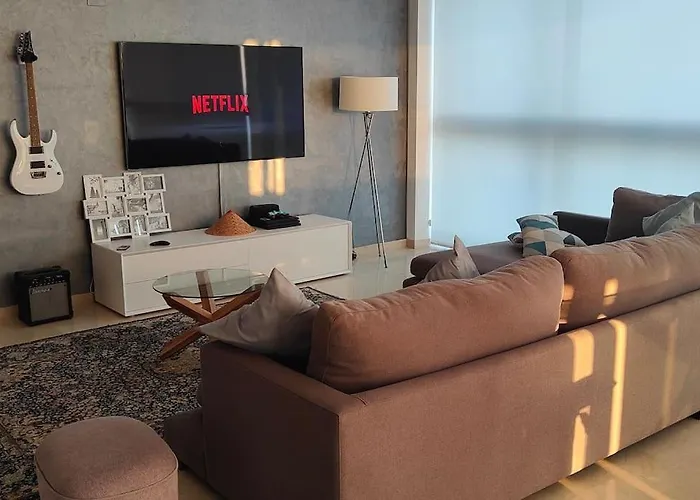 Primera Linea Playa Levante Piso 21 Vistas Infinitas Al Mar Y Montana Appartement