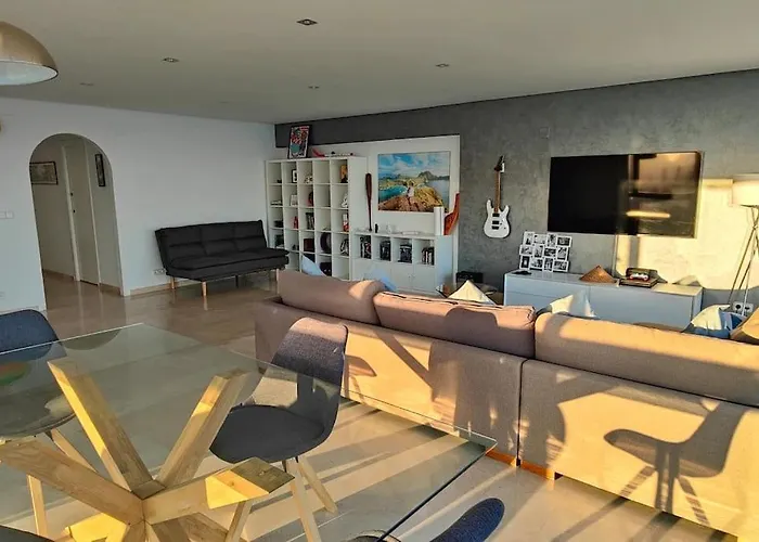 Primera Linea Playa Levante Piso 21 Vistas Infinitas Al Mar Y Montana Appartement