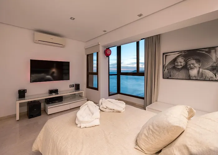 Primera Linea Playa Levante Piso 21 Vistas Infinitas Al Mar Y Montana 公寓 *