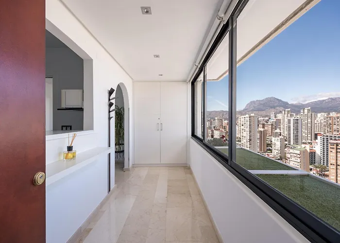 Primera Linea Playa Levante Piso 21 Vistas Infinitas Al Mar Y Montana *